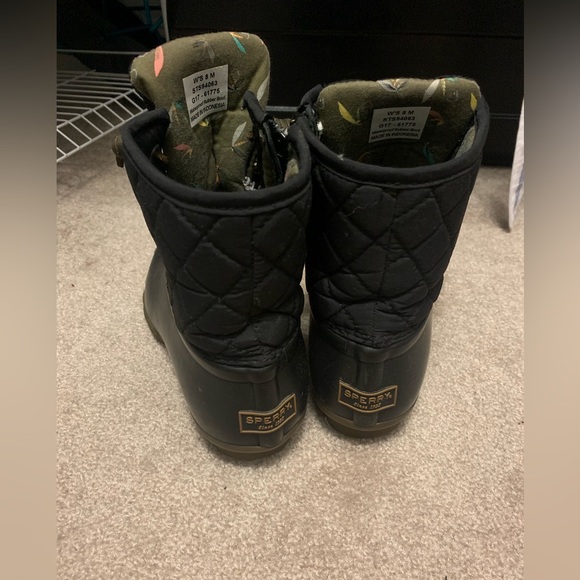 Winter boots - Picture 2 of 2